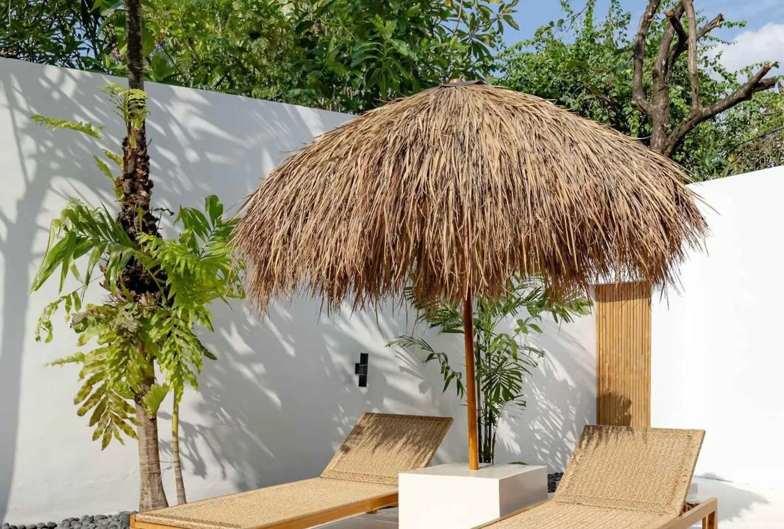Casa Kokoon - New Bright & Quiet 2Br Mertanadi Seminyak With Private Pool And Parking 0*, Seminyak (Bali) Indonesia
