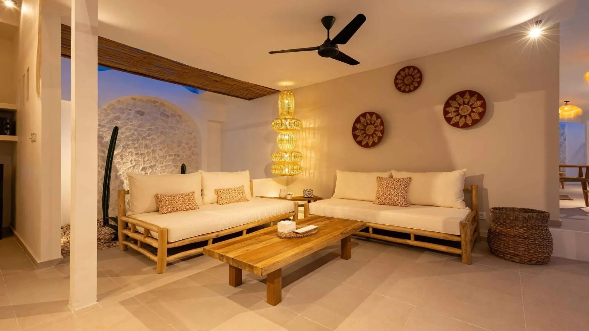 Villa Casa Kokoon - New Bright & Quiet 2Br Mertanadi Seminyak With Private Pool And Parking Indonesia